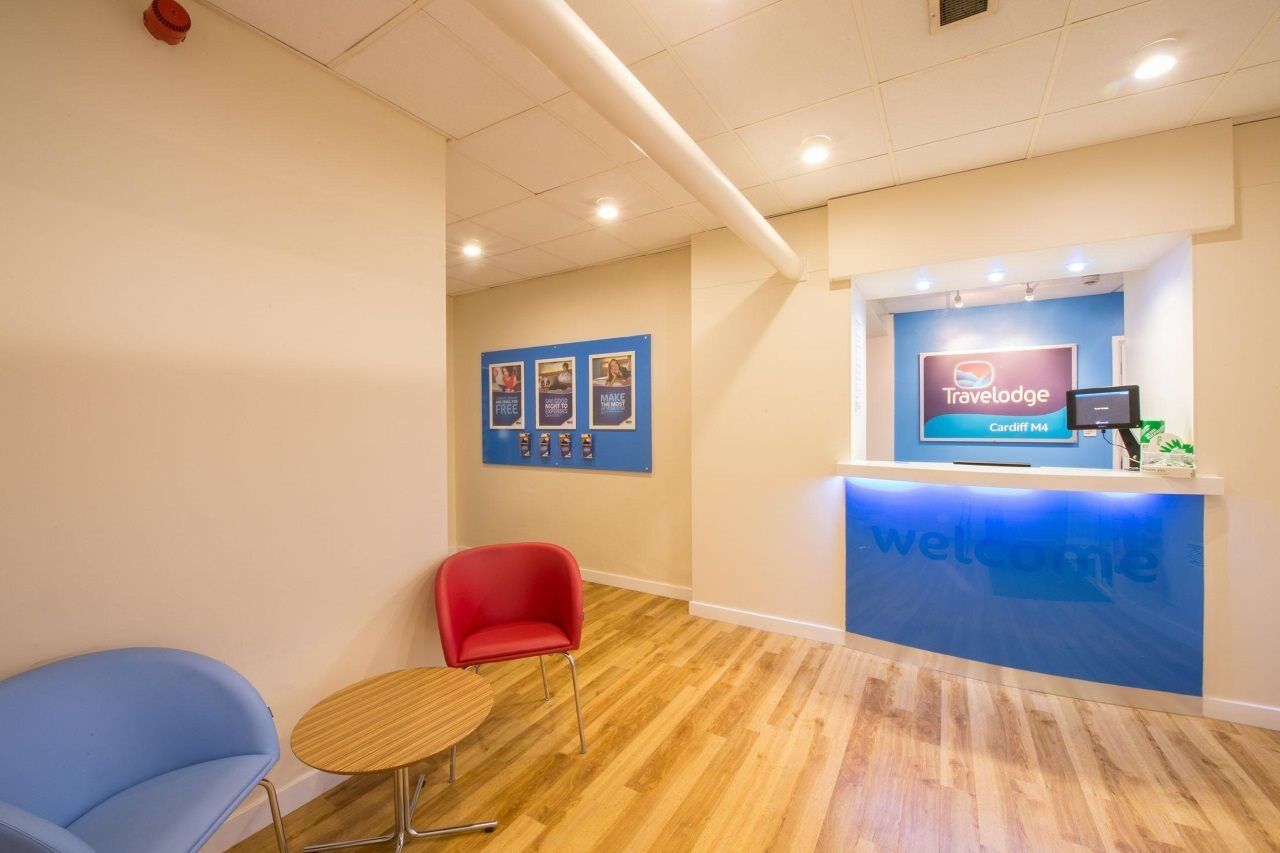 Travelodge Cardiff M4 Exterior photo